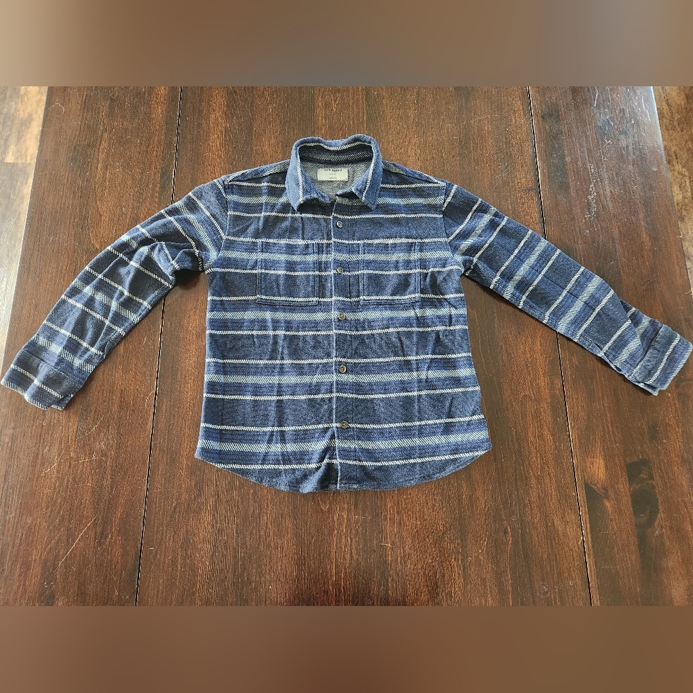Old Navy Navy and White Button-up Shirt